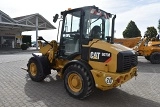 фронтальный погрузчик CATERPILLAR 907M