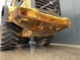 фронтальный погрузчик VOLVO L180F