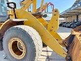 фронтальный погрузчик CATERPILLAR 962M