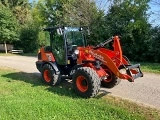 фронтальный погрузчик KUBOTA R090