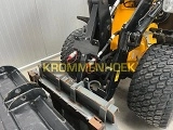 фронтальный погрузчик JCB 403