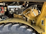 асфальтоукладчик (колесный) CATERPILLAR AP500F