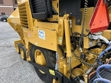 асфальтоукладчик (колесный) CATERPILLAR AP300F