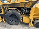 асфальтоукладчик (колесный) CATERPILLAR AP600