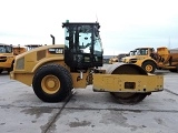 дорожный каток (комбинированный) CATERPILLAR CS66B