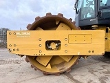 дорожный каток (комбинированный) CATERPILLAR CS66B