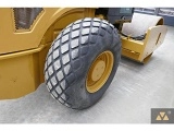 дорожный каток (комбинированный) CATERPILLAR CS76