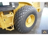 дорожный каток (комбинированный) CATERPILLAR CS64B