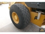 дорожный каток (комбинированный) CATERPILLAR CS68B