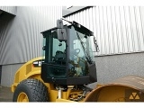 дорожный каток (комбинированный) CATERPILLAR CS66B