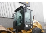 дорожный каток (комбинированный) CATERPILLAR CS68B