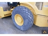 дорожный каток (комбинированный) CATERPILLAR CS76XT