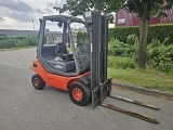 вилочный погрузчик  LINDE H 25 T