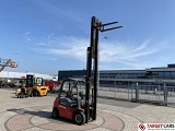 вилочный погрузчик  MANITOU MI 25 D