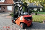 вилочный погрузчик  LINDE H 25 T