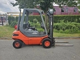 вилочный погрузчик  LINDE H 25 T