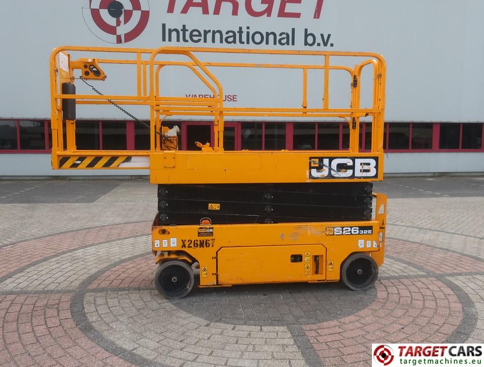 ножничный подъемник JCB S2632E