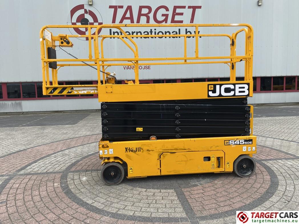 ножничный подъемник JCB s4550e