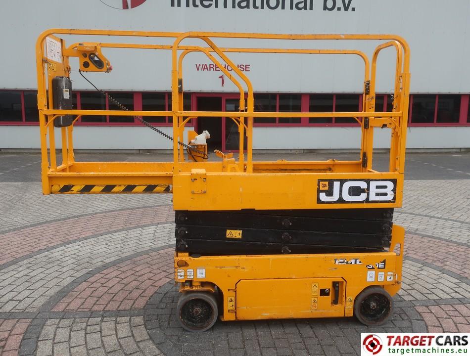 ножничный подъемник JCB S1930E