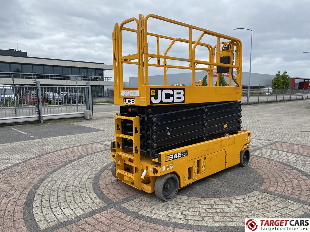 ножничный подъемник JCB s4550e