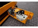 ножничный подъемник JCB S2646E