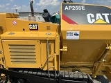 асфальтоукладчик (гусеничный) CATERPILLAR AP255E